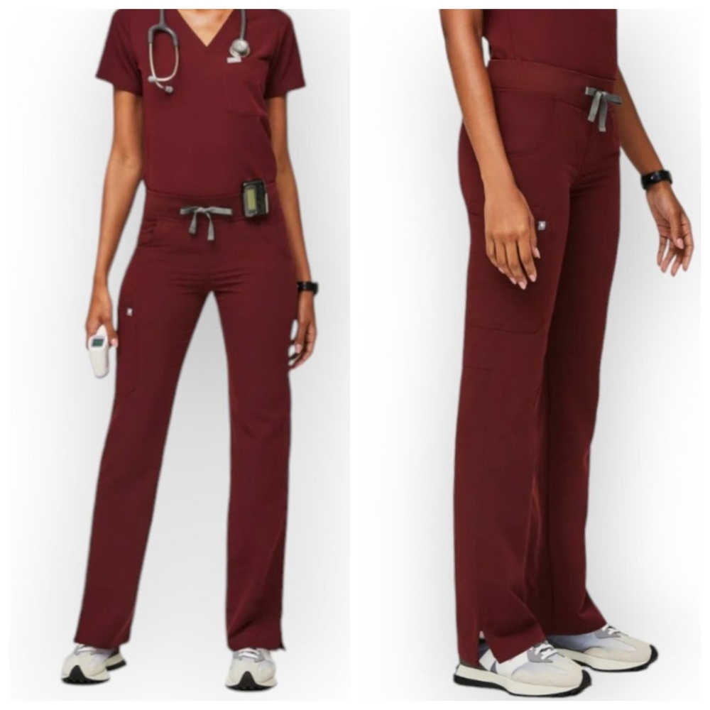 Figs Straight Leg Scrub Pants in Burgundy